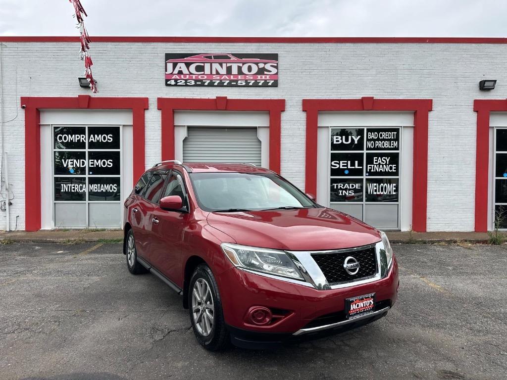 2015 Nissan Pathfinder - $8,995