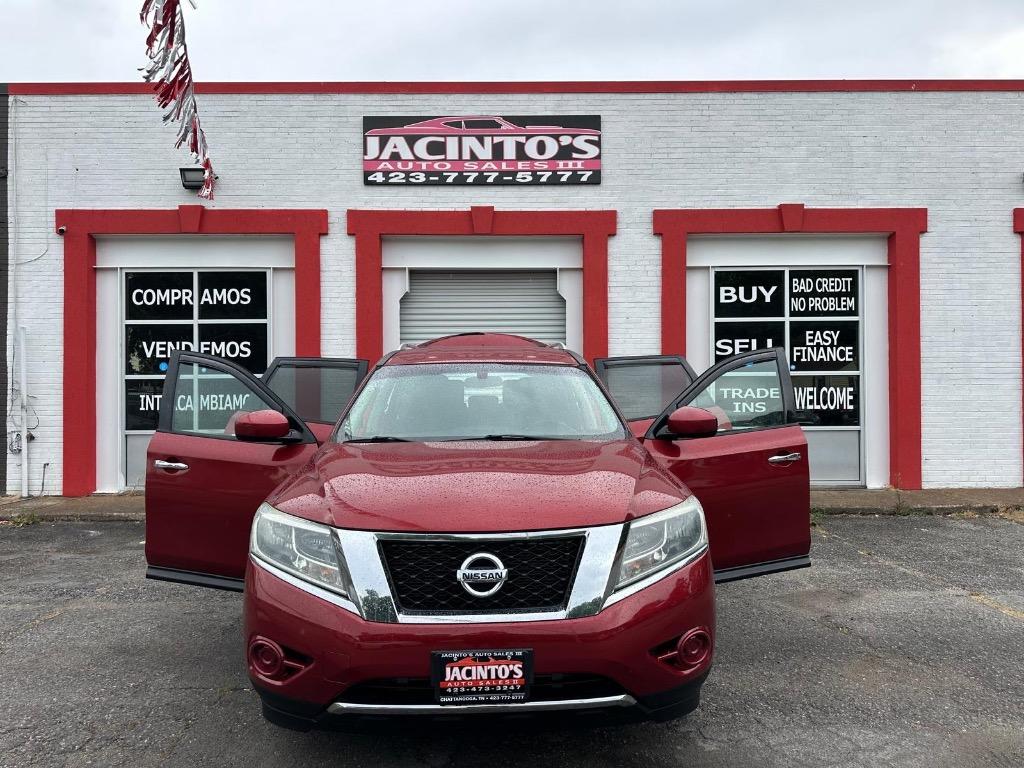 2015 Nissan Pathfinder - $8,995