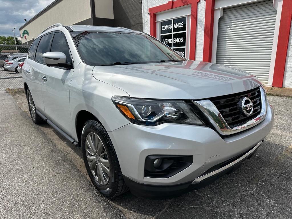 2019 Nissan Pathfinder - $15,995
