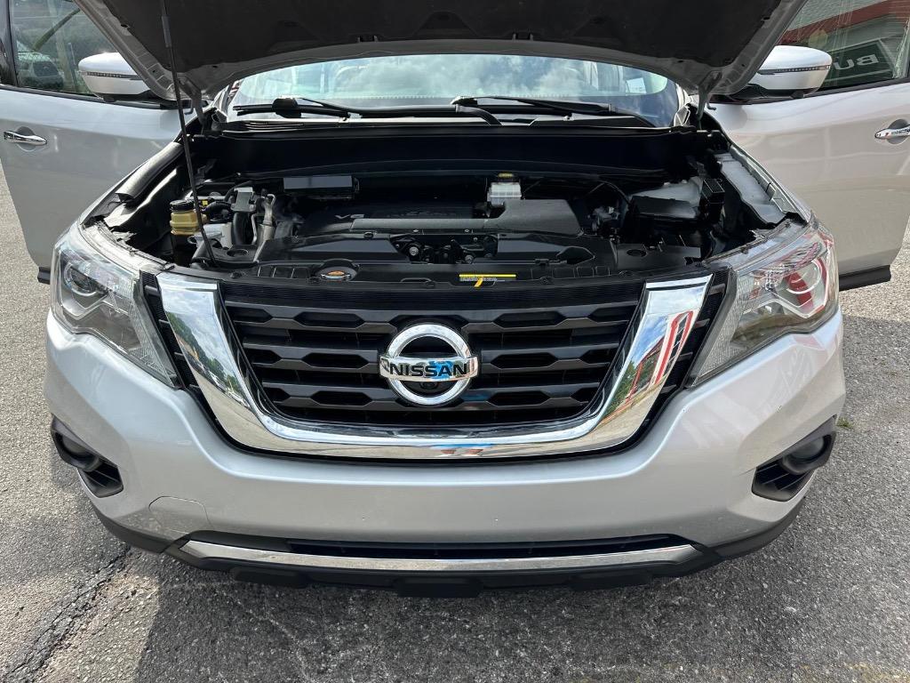2019 Nissan Pathfinder - $15,995