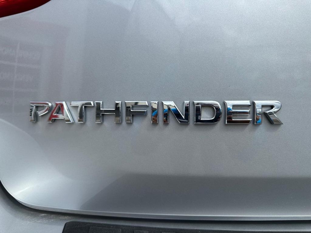 2019 Nissan Pathfinder - $15,995