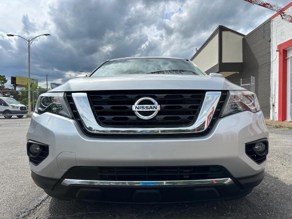 2019 Nissan Pathfinder - $15,995