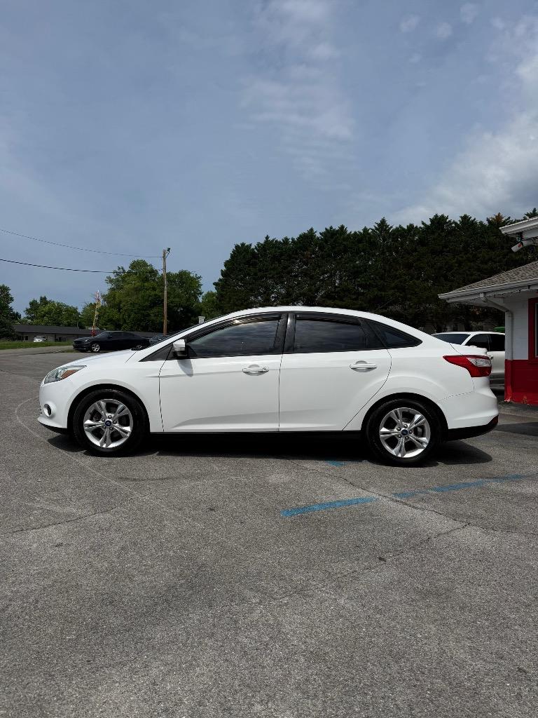 2013 Ford Focus - $8,995