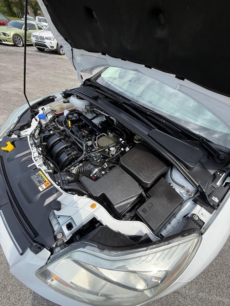 2013 Ford Focus - $8,995