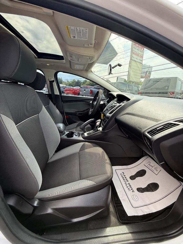 2013 Ford Focus - $8,995