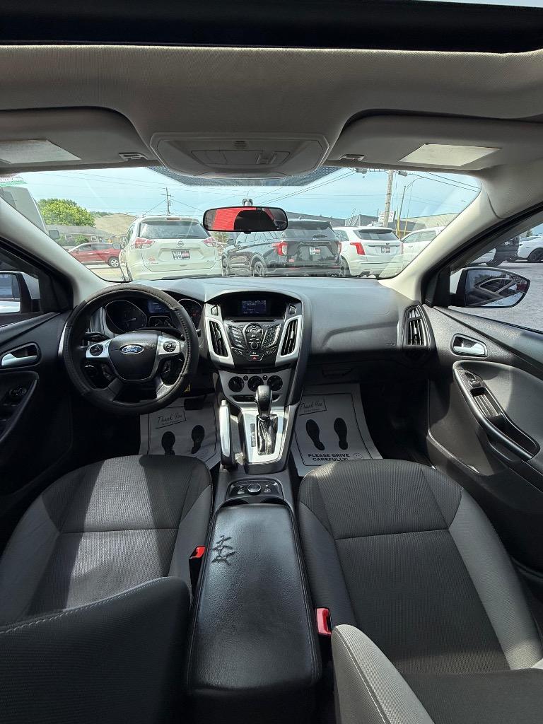 2013 Ford Focus - $8,995