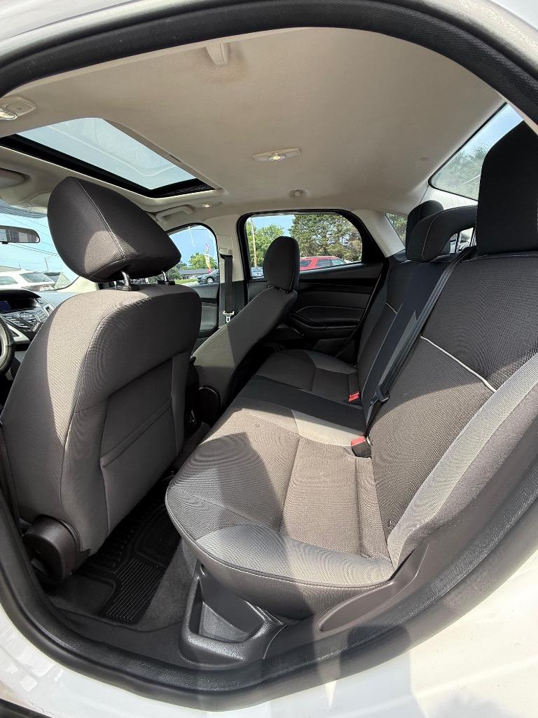 2013 Ford Focus - $8,995