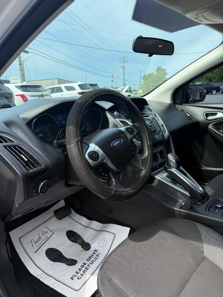 2013 Ford Focus - $8,995