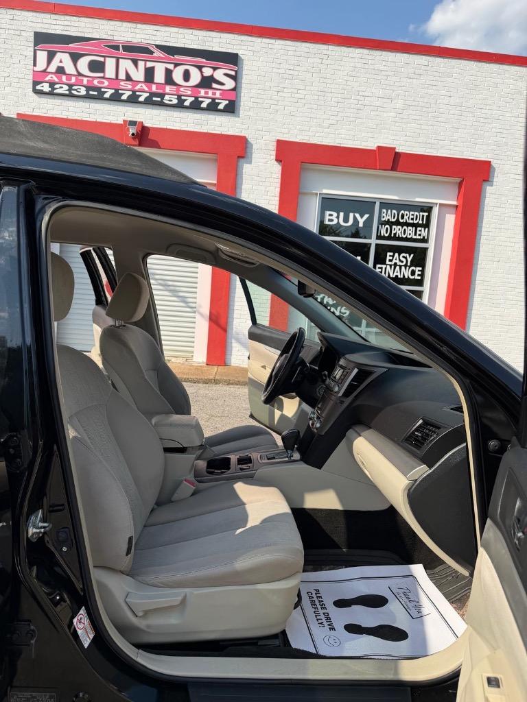 2013 Subaru Outback - $8,995
