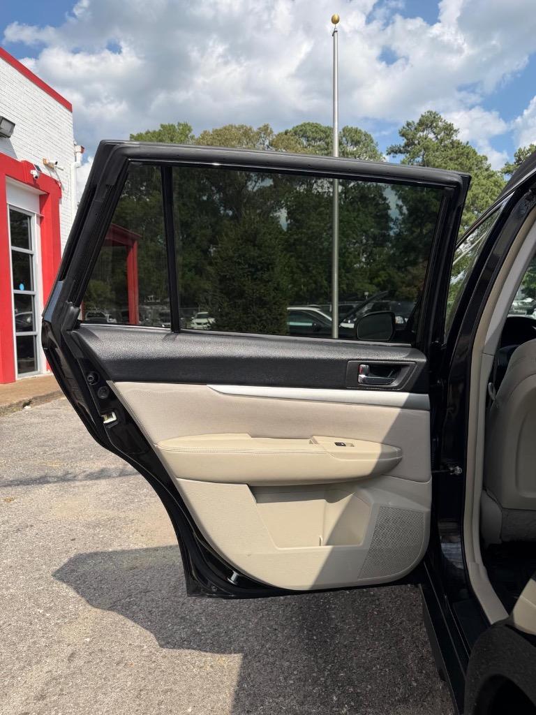 2013 Subaru Outback - $8,995
