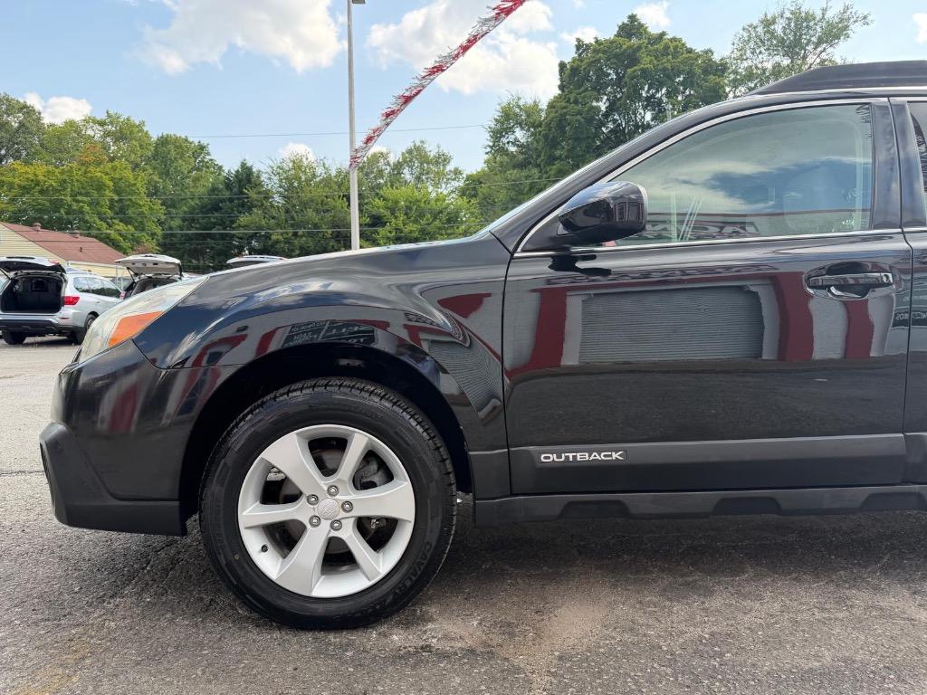 2013 Subaru Outback - $8,995