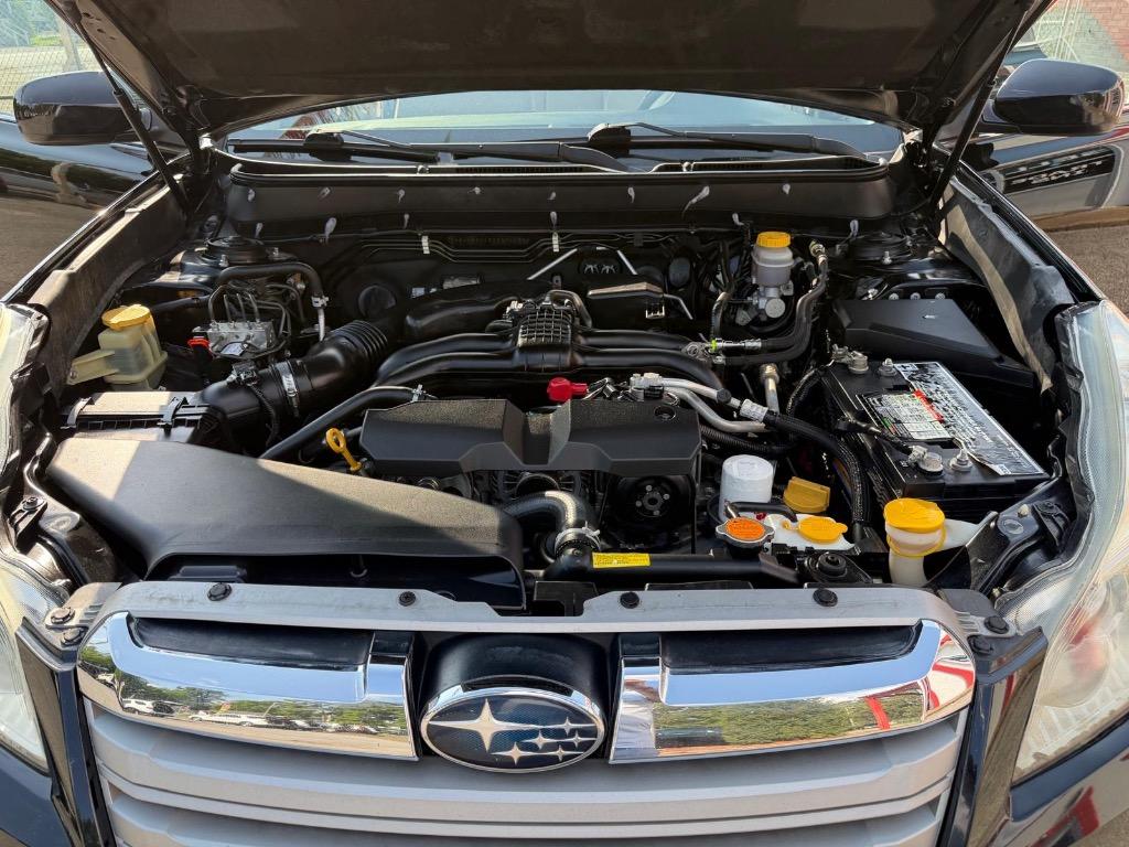 2013 Subaru Outback - $8,995