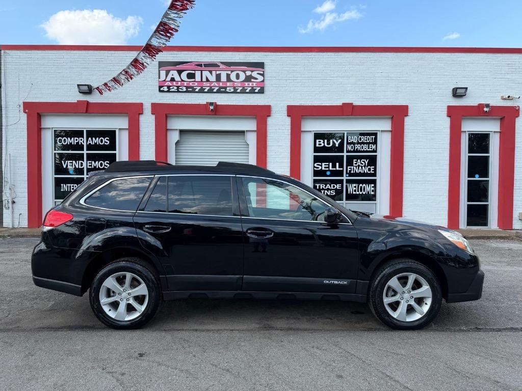 2013 Subaru Outback - $8,995