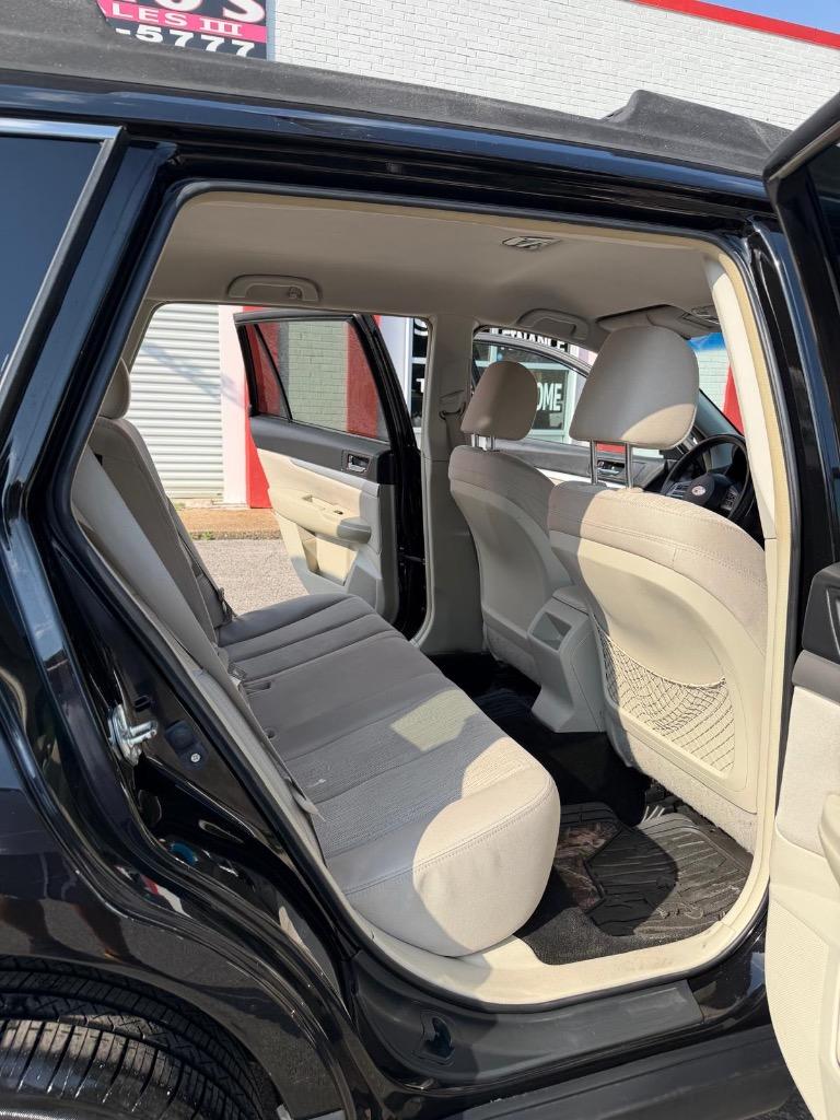 2013 Subaru Outback - $8,995