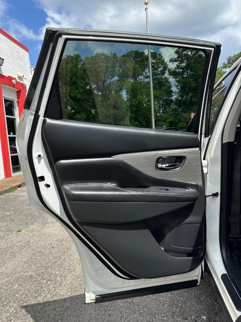 2018 Nissan Murano - $10,995