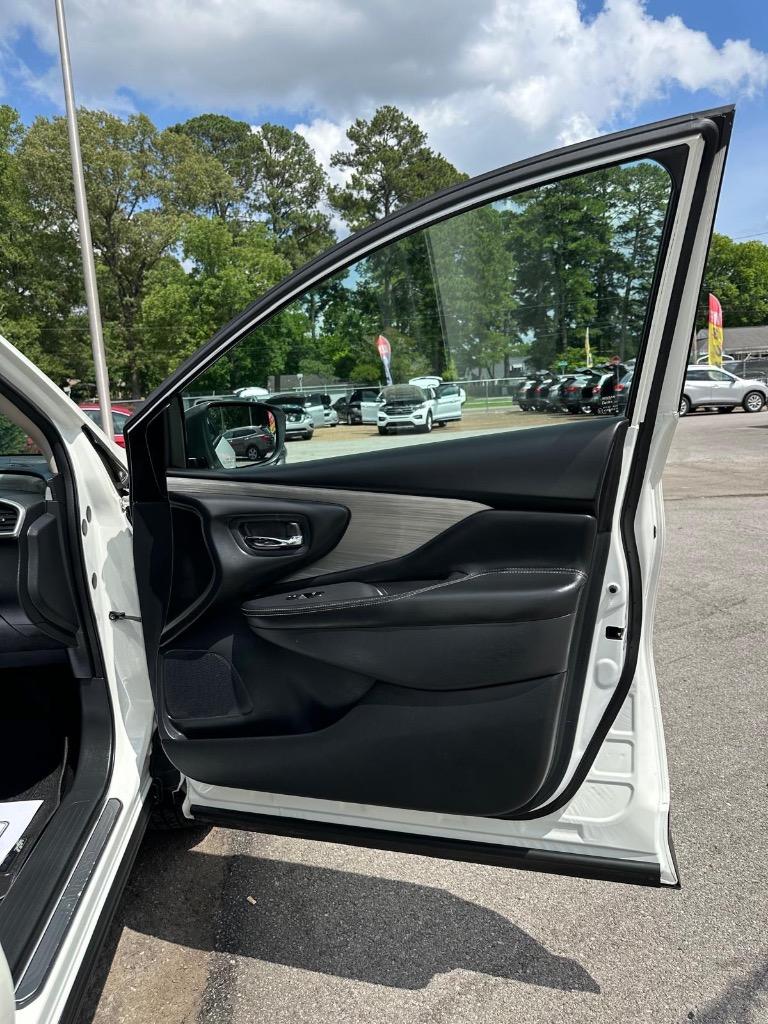 2018 Nissan Murano - $10,995
