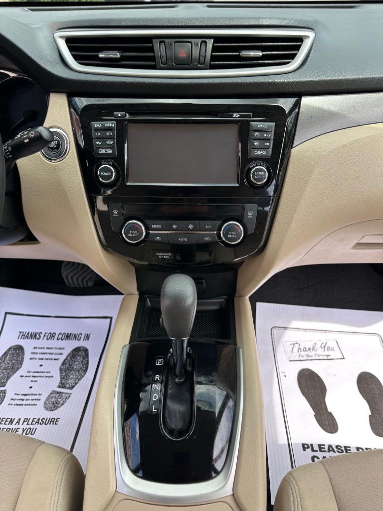 2016 Nissan Rogue - $10,995