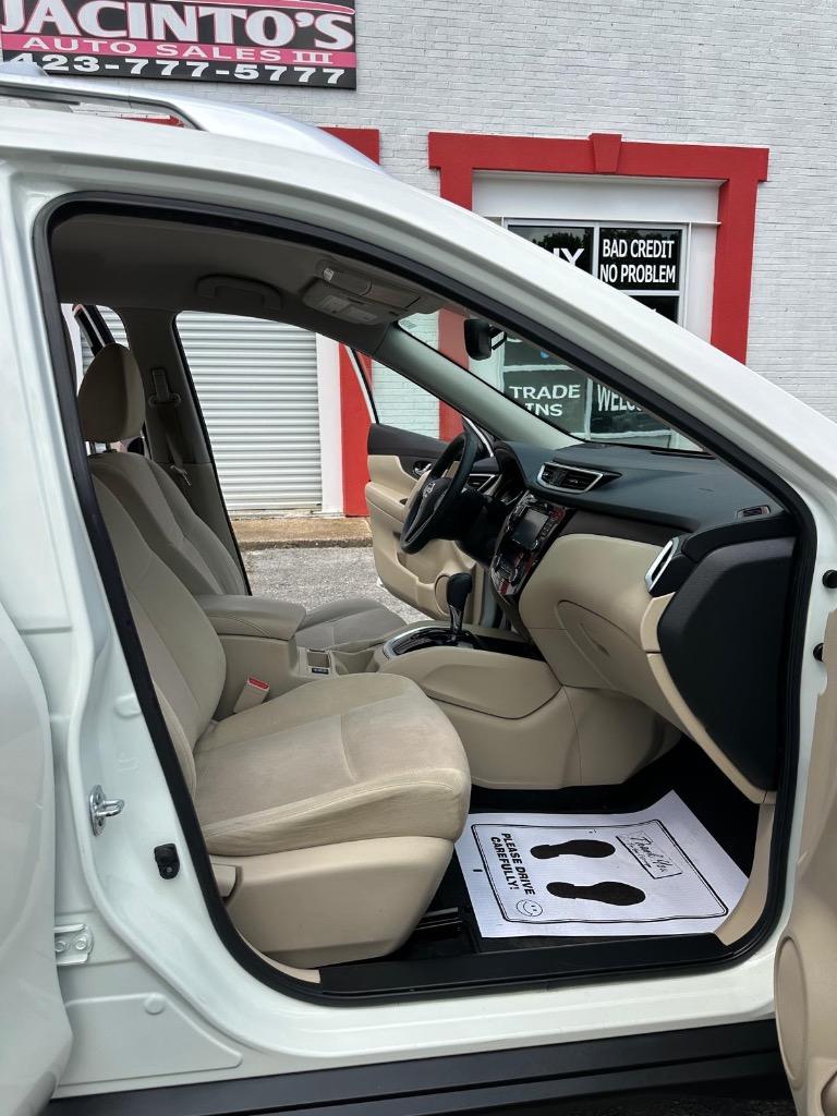 2016 Nissan Rogue - $10,995
