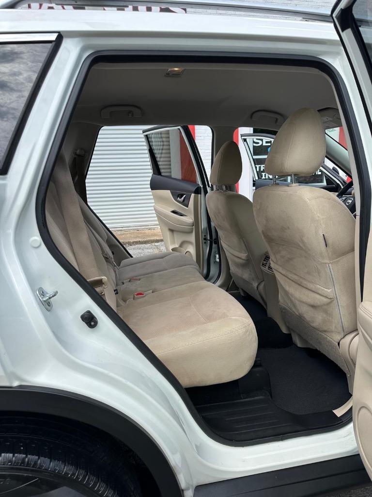 2016 Nissan Rogue - $10,995