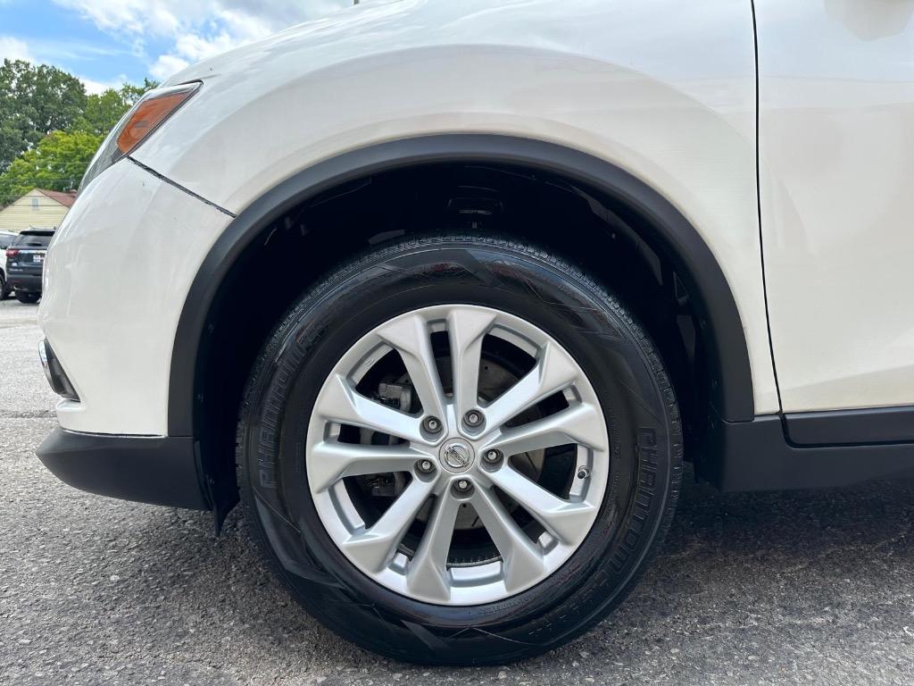 2016 Nissan Rogue - $10,995