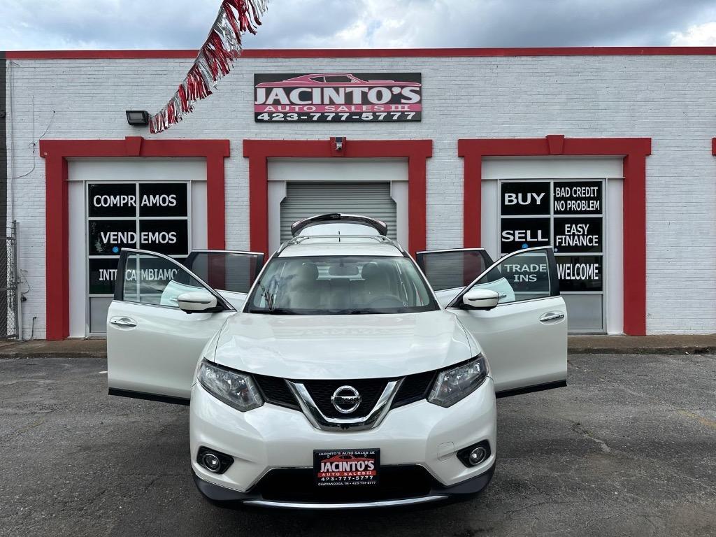 2016 Nissan Rogue - $10,995