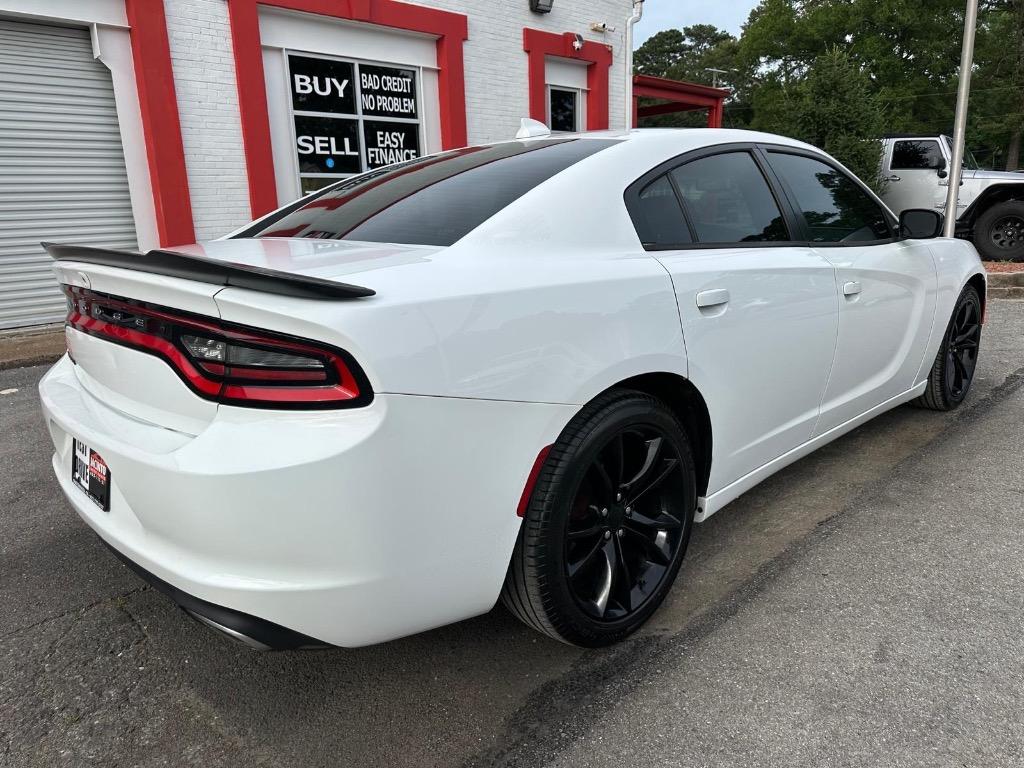 2016 Dodge Charger - $15,995