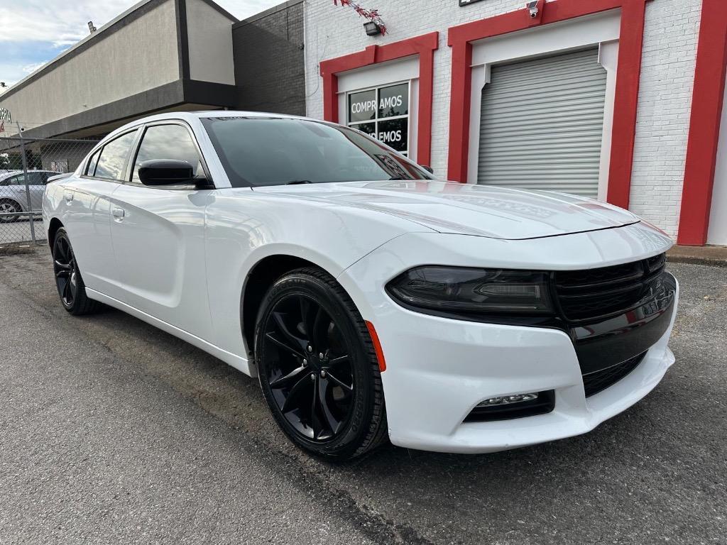 2016 Dodge Charger - $15,995