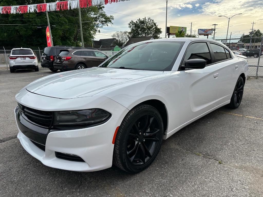2016 Dodge Charger - $15,995