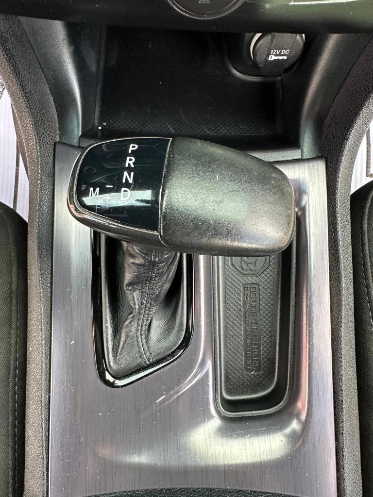 2016 Dodge Charger - $15,995