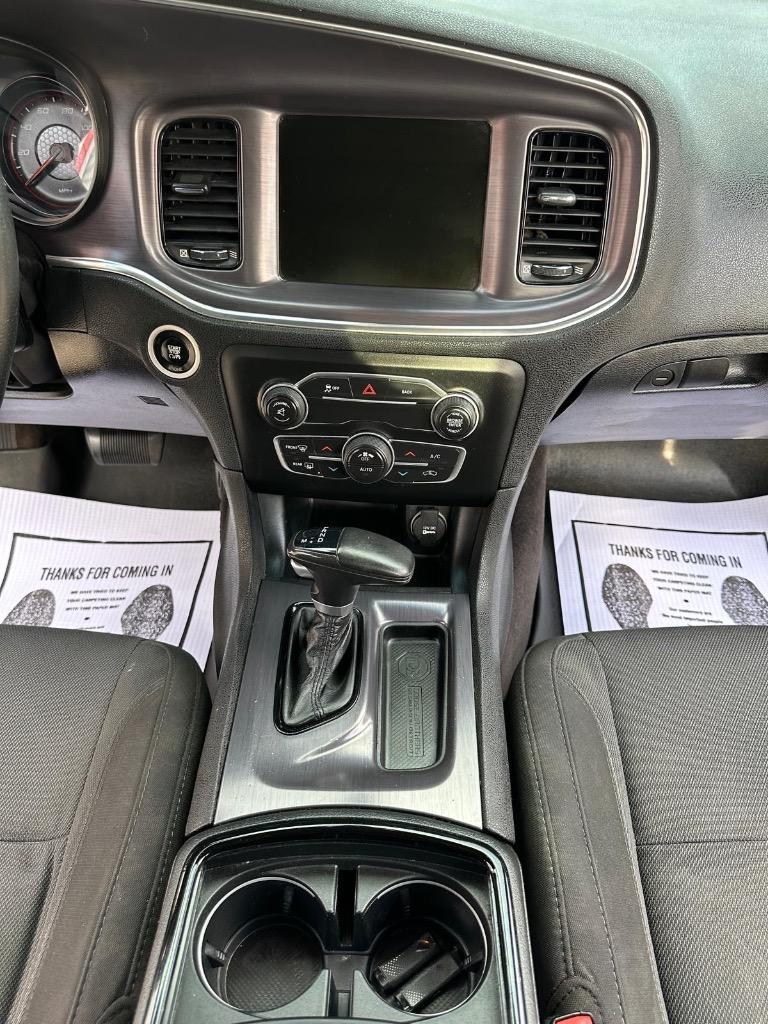 2016 Dodge Charger - $15,995