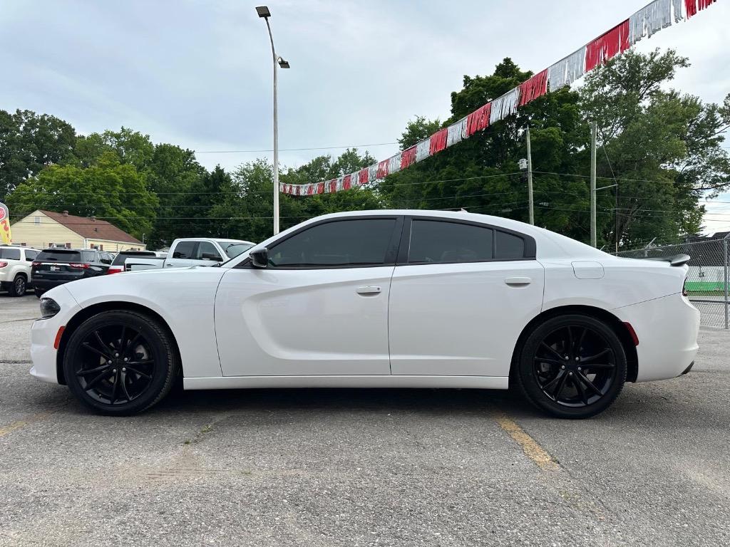 2016 Dodge Charger - $15,995