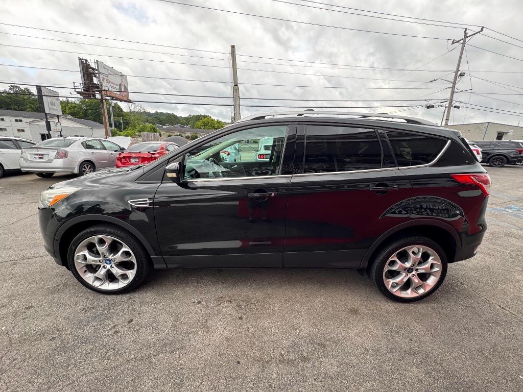 2013 Ford Escape - $8,995
