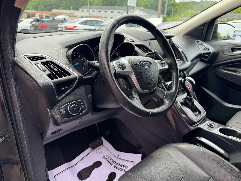 2013 Ford Escape - $8,995