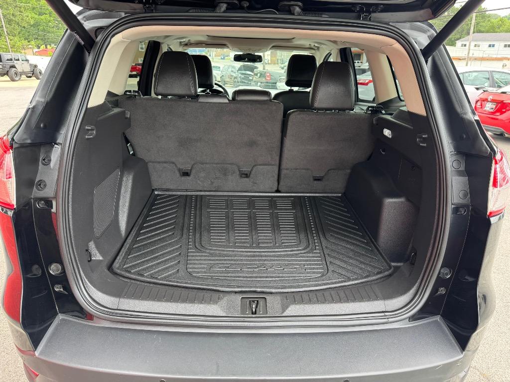 2013 Ford Escape - $8,995