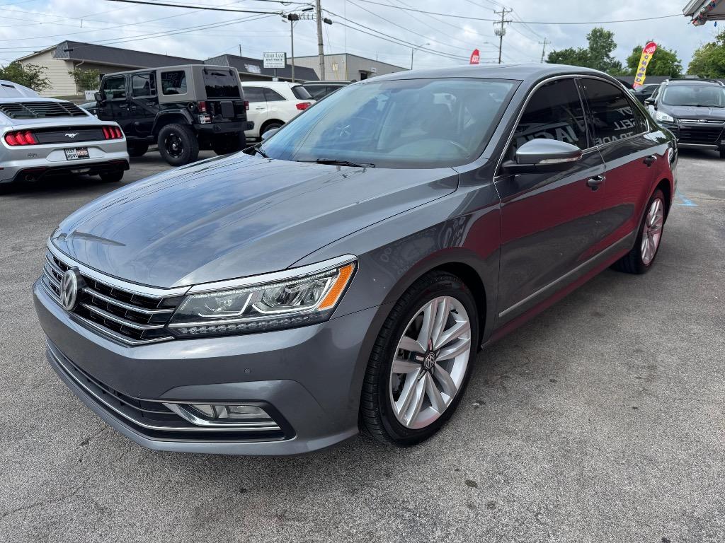 2017 Volkswagen Passat - $13,995