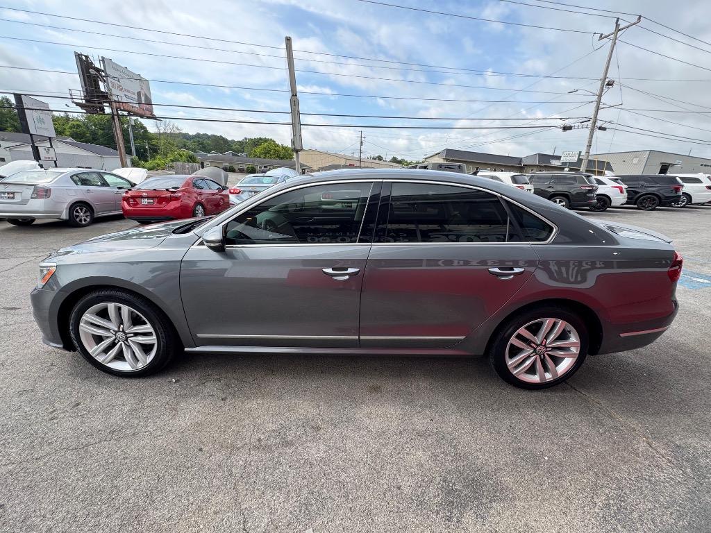 2017 Volkswagen Passat - $13,995