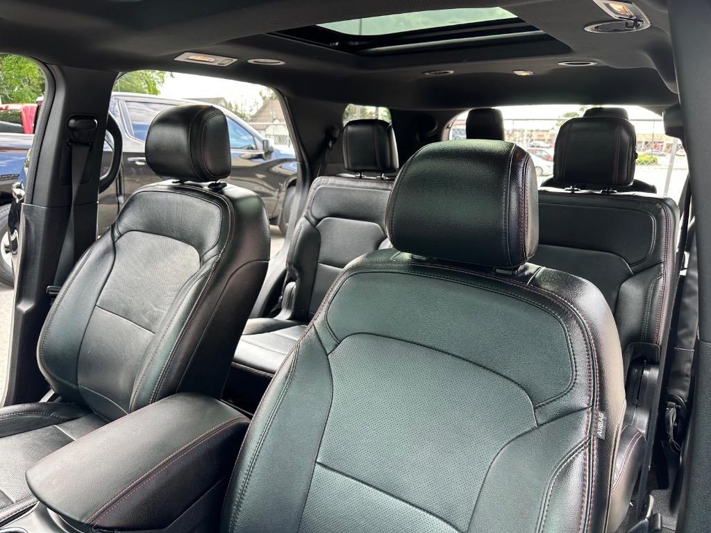 2017 Ford Explorer - $15,995