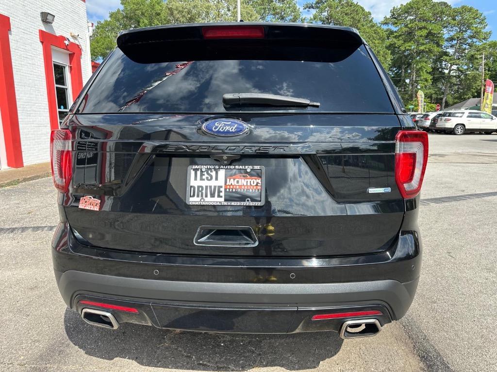 2017 Ford Explorer - $15,995