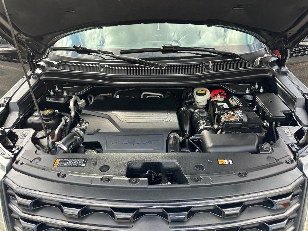2017 Ford Explorer - $15,995
