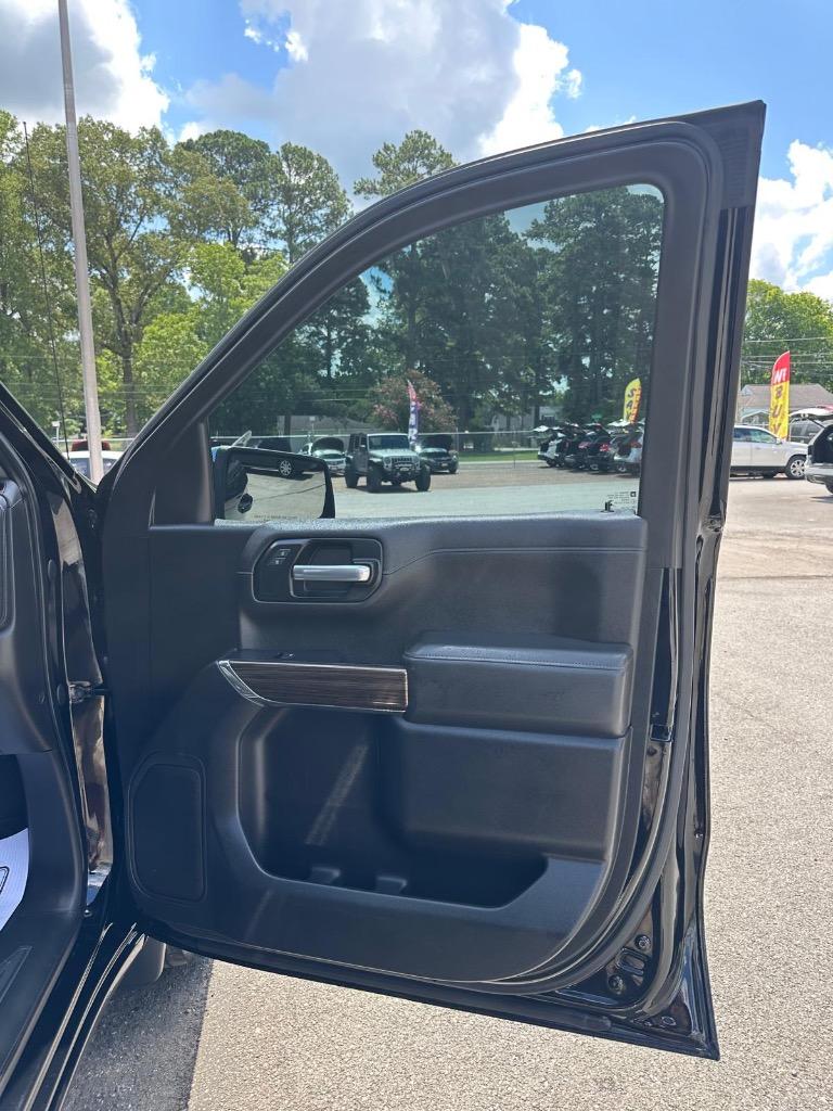 2020 Chevrolet Silverado - $19,995