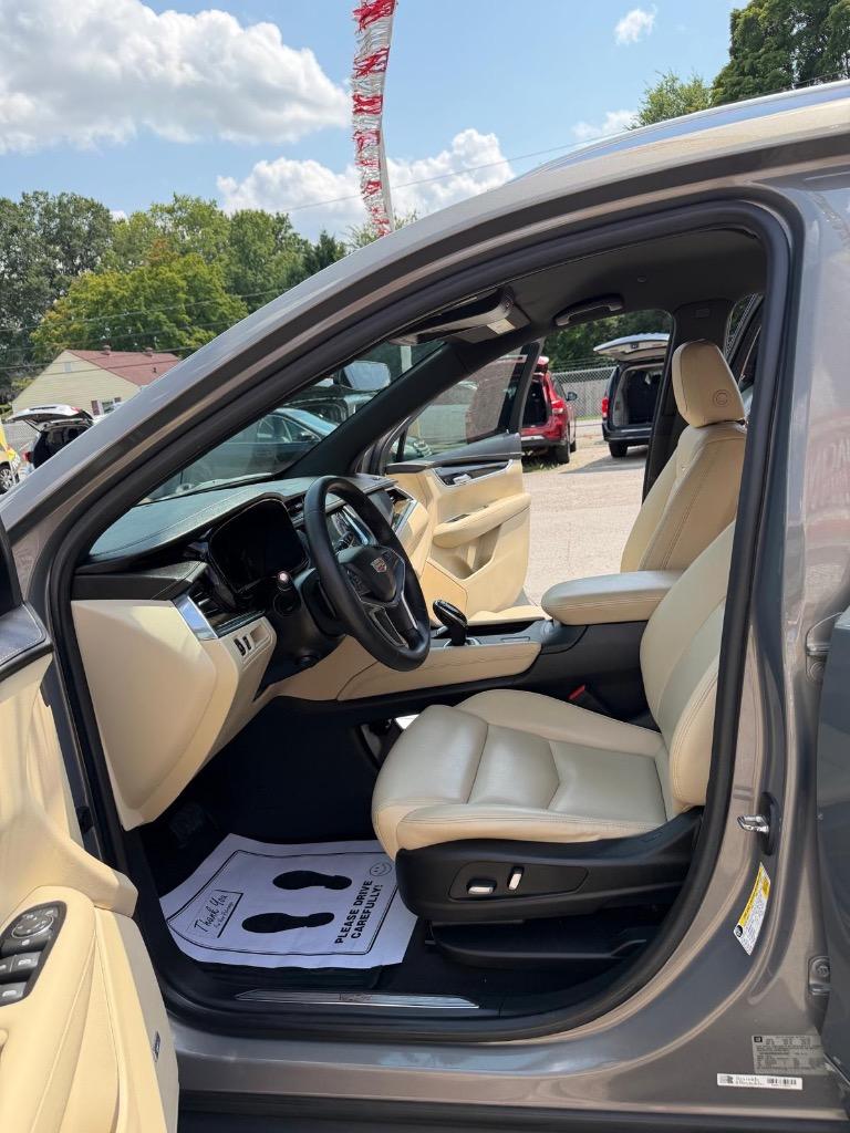 2017 Cadillac XT5 - $15,995