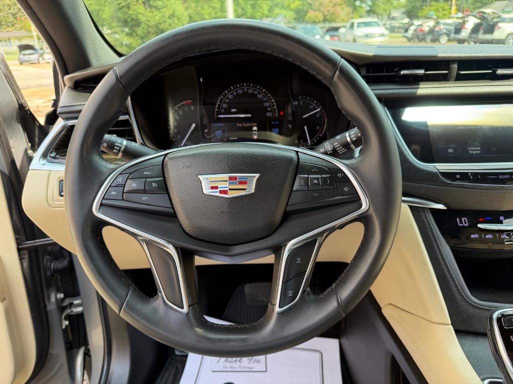 2017 Cadillac XT5 - $15,995