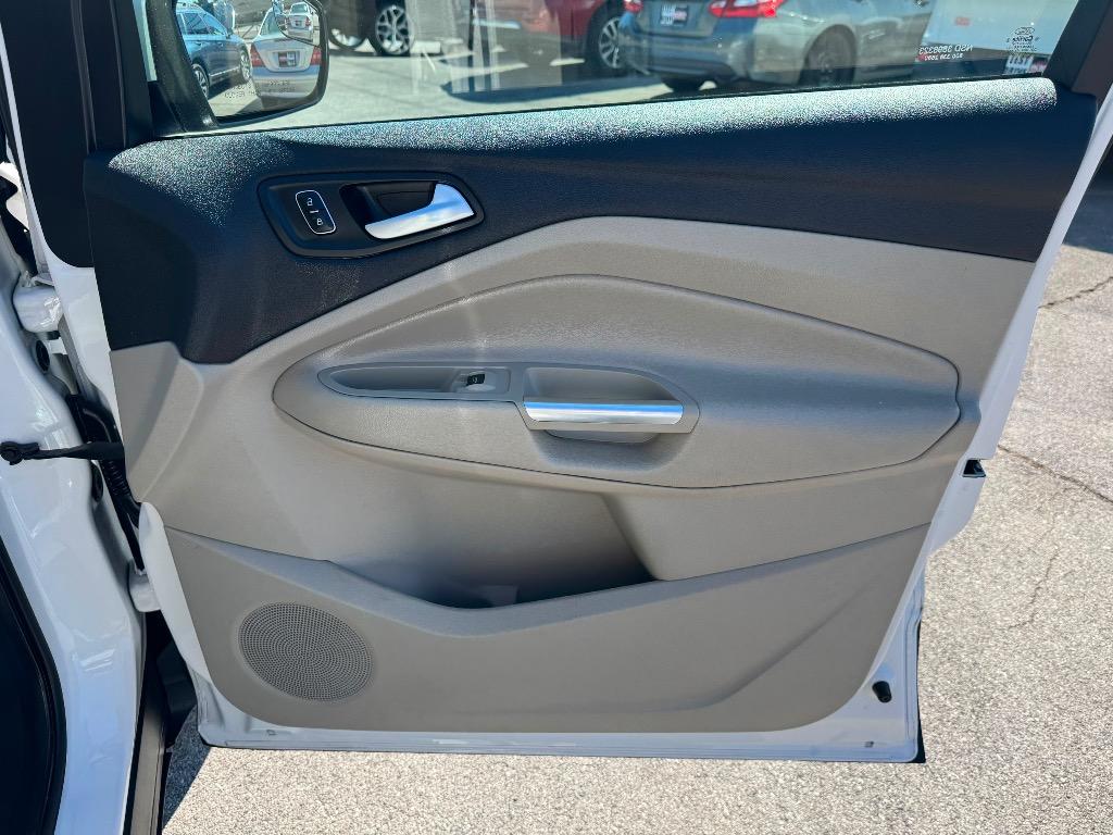 2018 Ford Escape - $11,995
