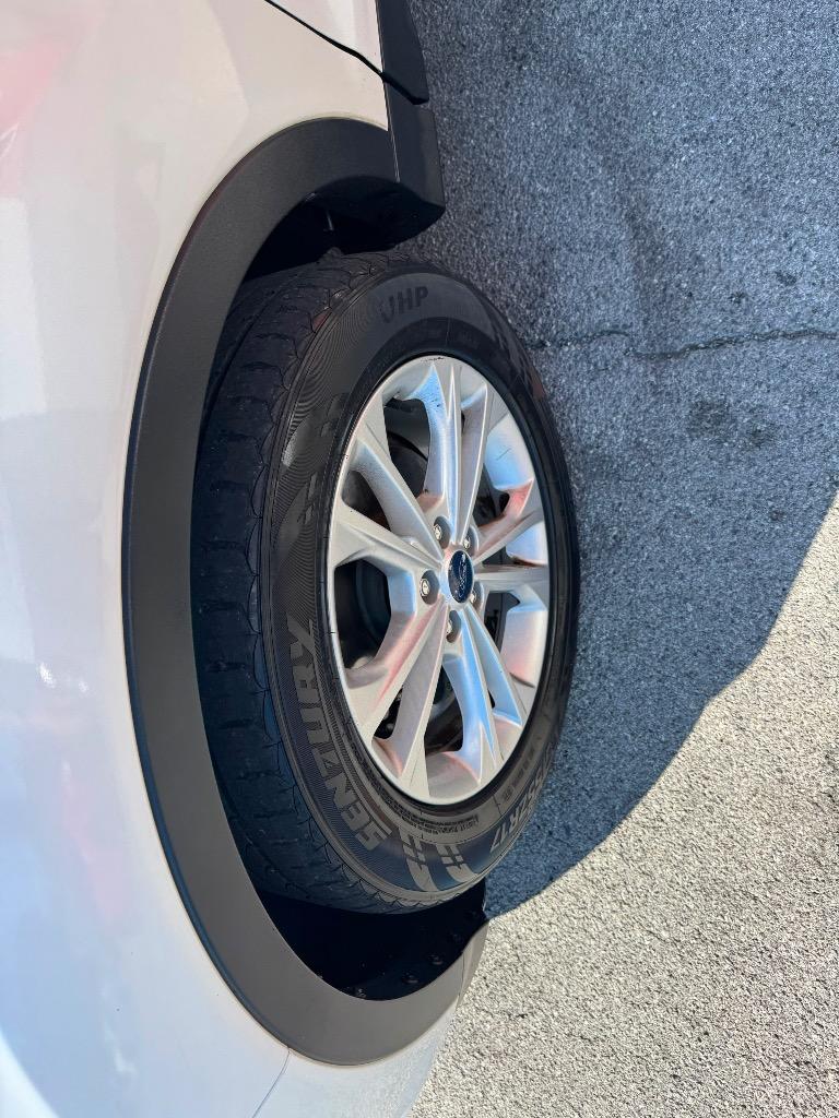 2018 Ford Escape - $11,995