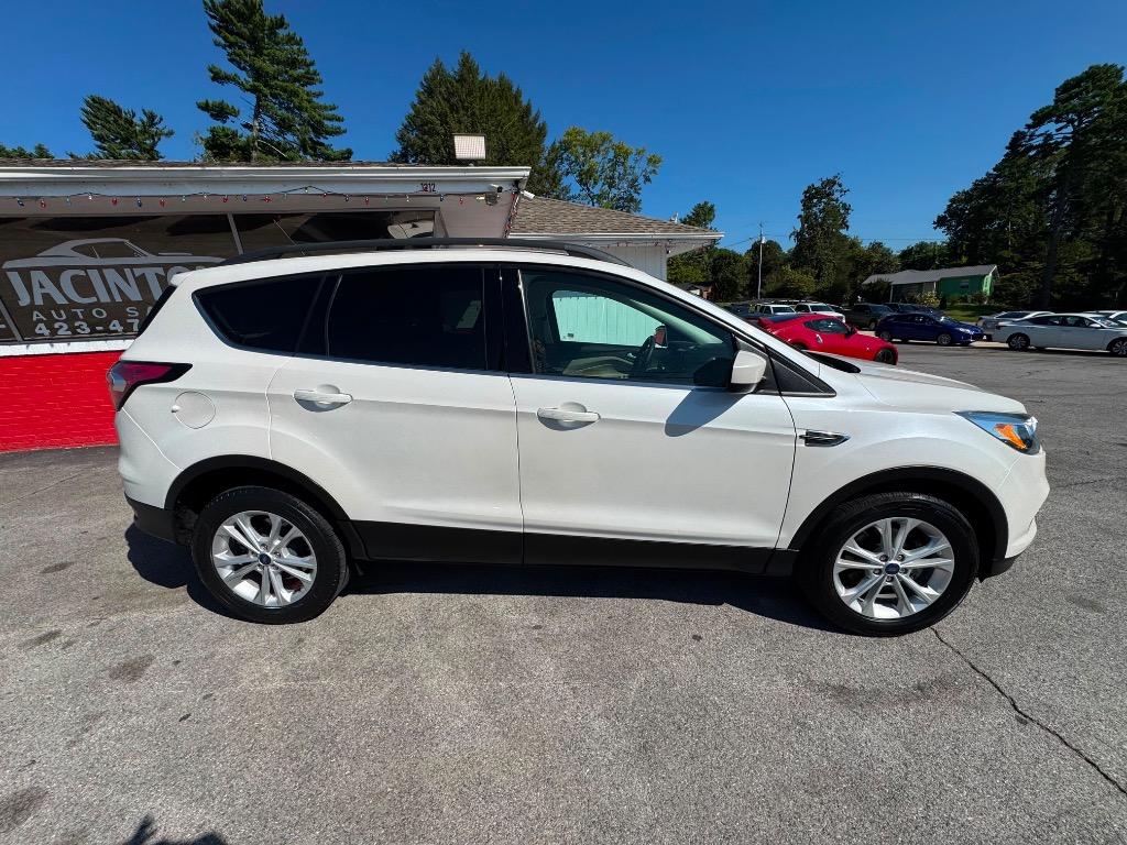 2018 Ford Escape - $11,995