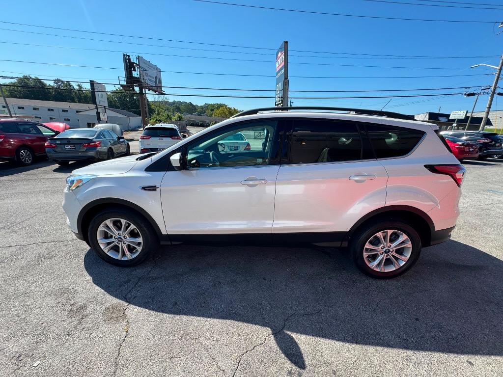 2018 Ford Escape - $11,995