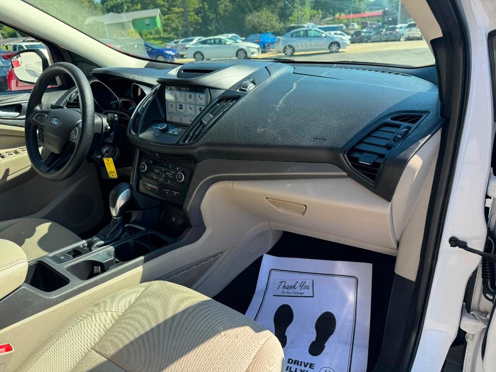 2018 Ford Escape - $11,995