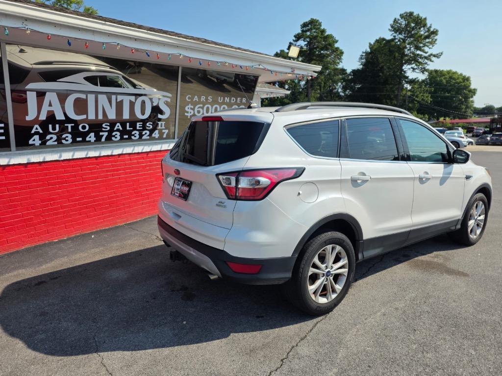 2018 Ford Escape - $11,995