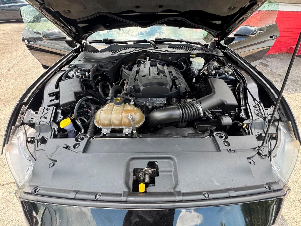 2015 Ford Mustang - $17,995