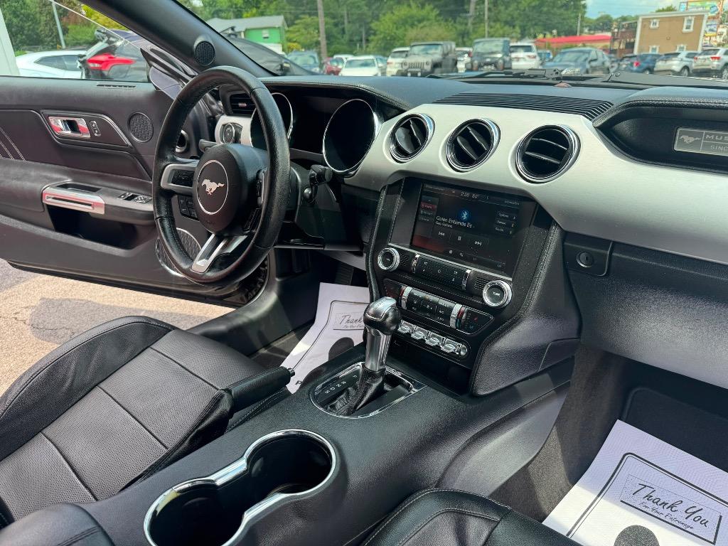 2015 Ford Mustang - $17,995